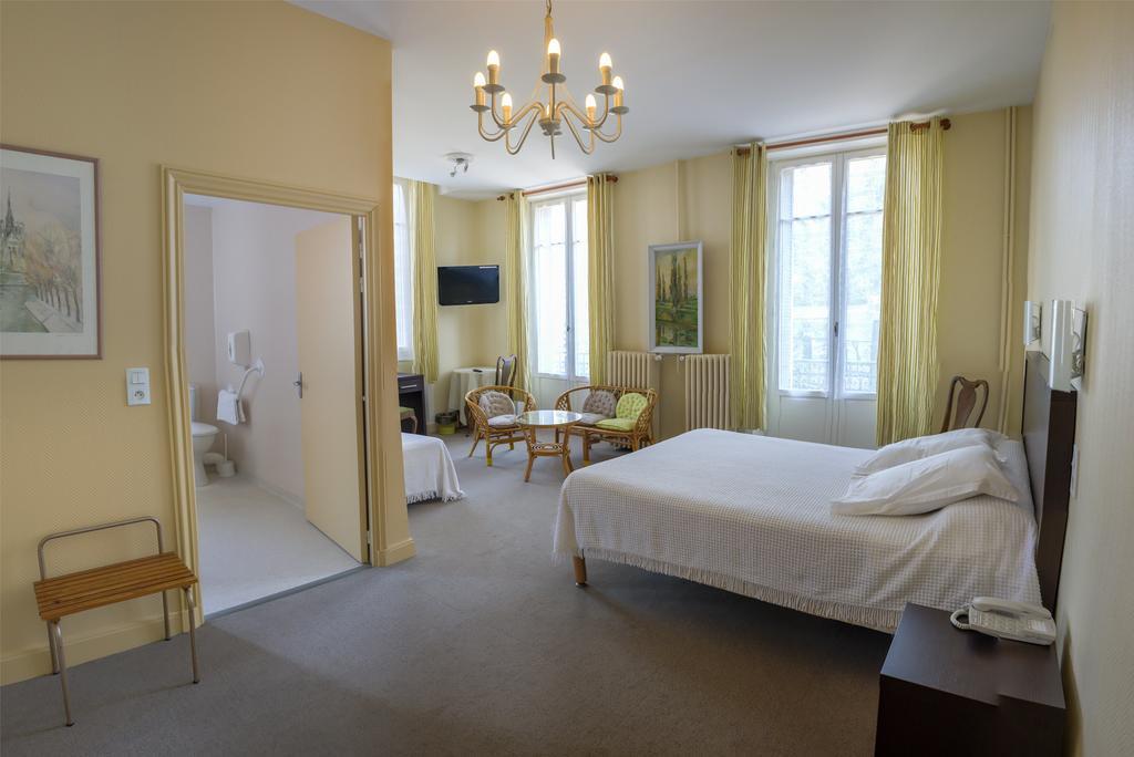 Castel Regina Hotel Chatel-Guyon Ruang foto