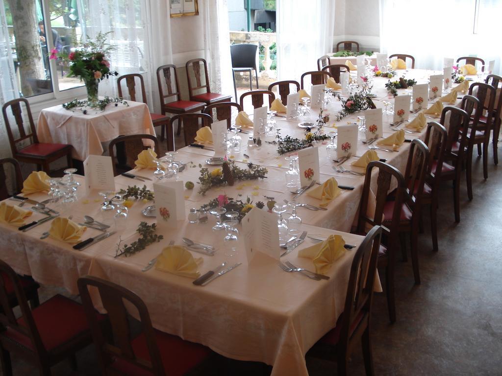 Castel Regina Hotel Chatel-Guyon Bagian luar foto