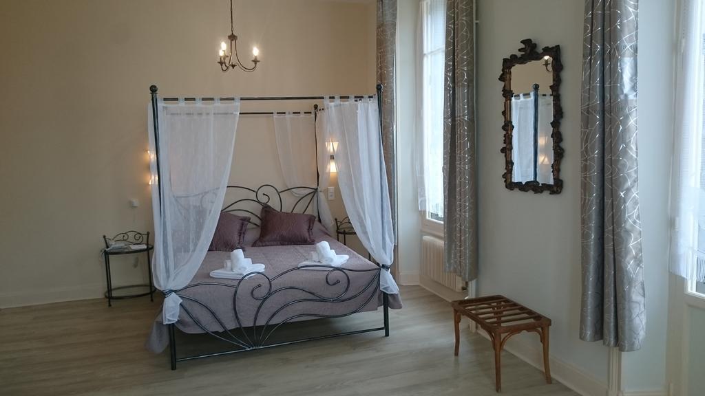 Castel Regina Hotel Chatel-Guyon Bagian luar foto