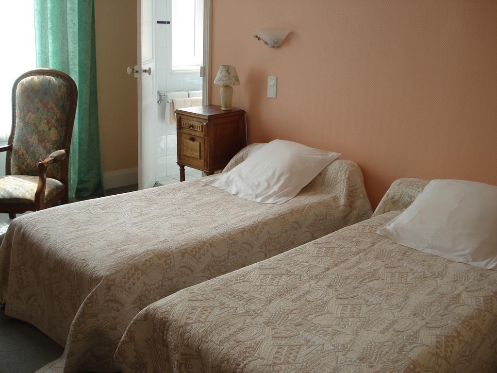 Castel Regina Hotel Chatel-Guyon Bagian luar foto